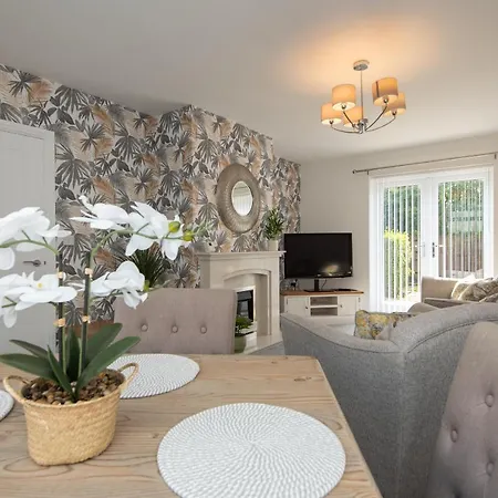 펜션 A Cosy, Modern 3 Bedroom House In