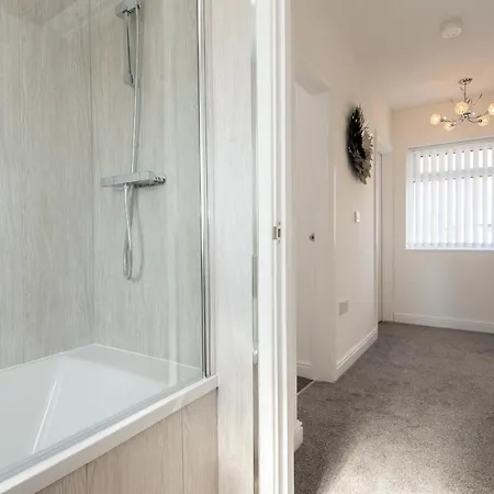 펜션 A Cosy, Modern 3 Bedroom House In