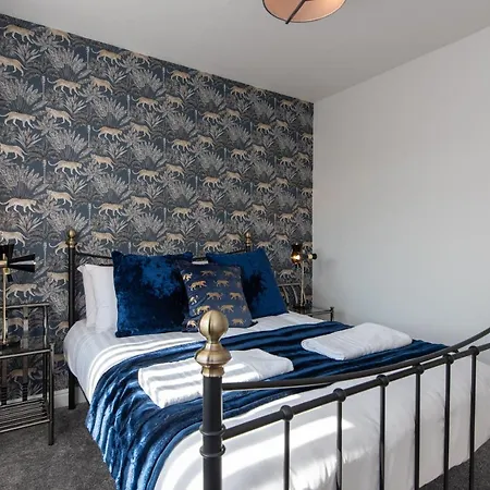 A Cosy, Modern 3 Bedroom House In * 米德尔斯伯勒