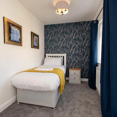 A Cosy, Modern 3 Bedroom House In 度假居