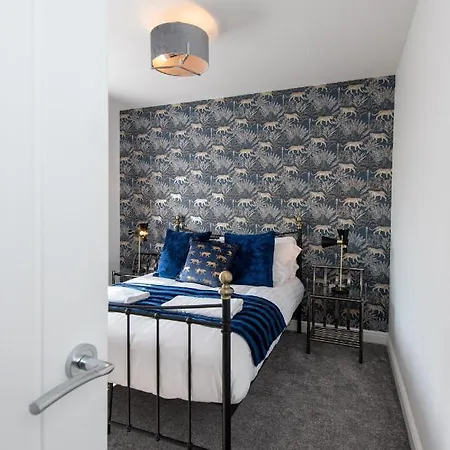 A Cosy, Modern 3 Bedroom House In * 米德尔斯伯勒