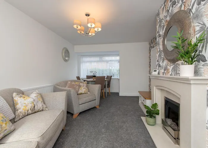 A Cosy, Modern 3 Bedroom House In Holiday home