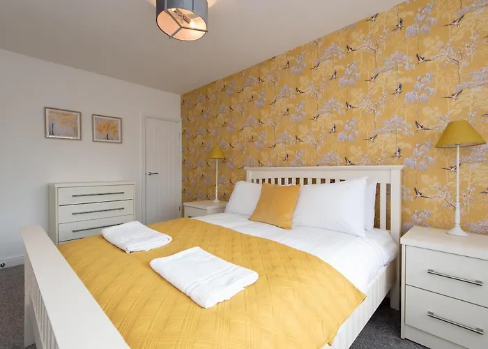 Holiday home A Cosy, Modern 3 Bedroom House In *