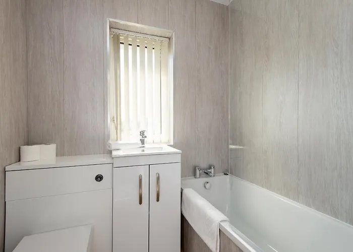 A Cosy, Modern 3 Bedroom House In Holiday home