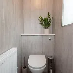Dom wakacyjny A Cosy, Modern 3 Bedroom House In *